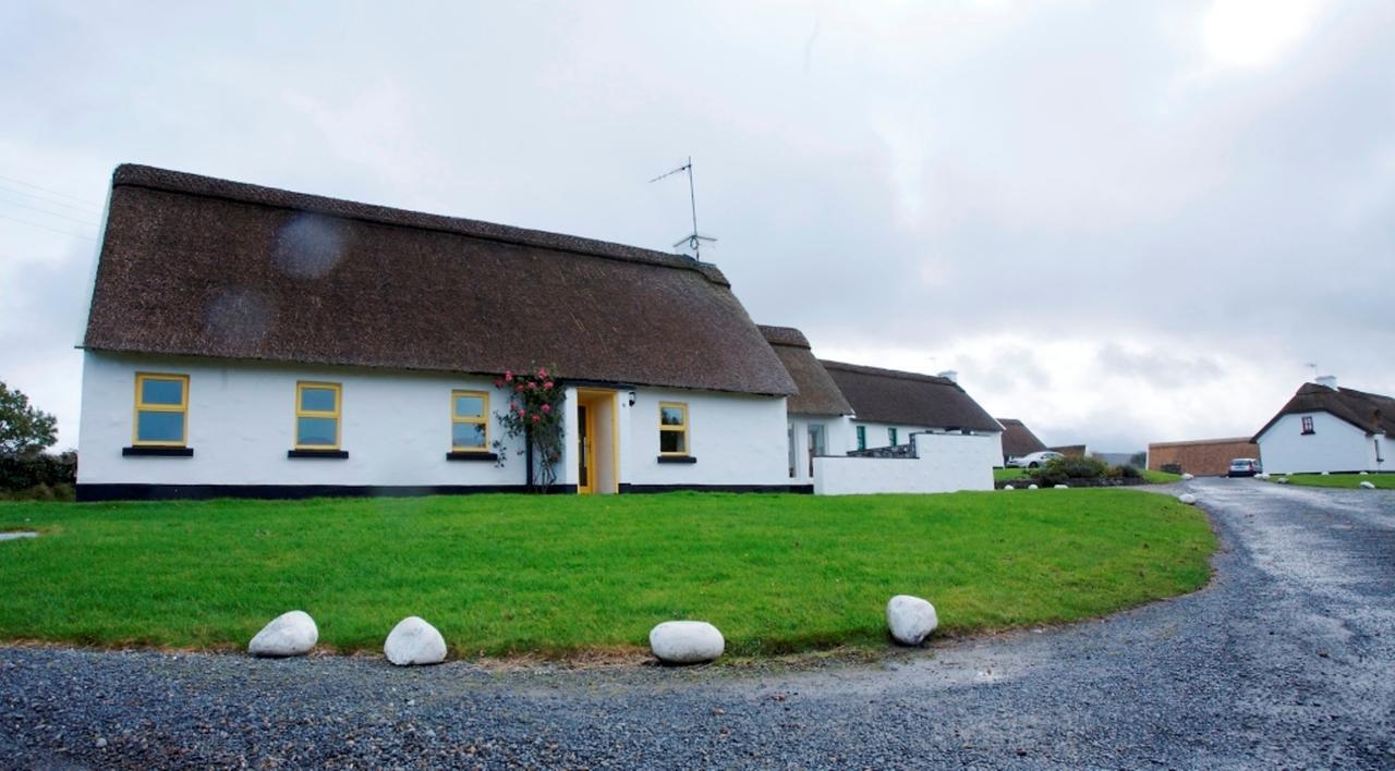 Ballyvaughan Cottages Exterior photo